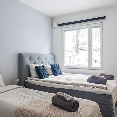 Beautiful 1br Near Center With Free Parking شقة لاهتي