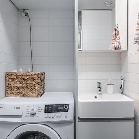 Beautiful 1br Near Center With Free Parking شقة *